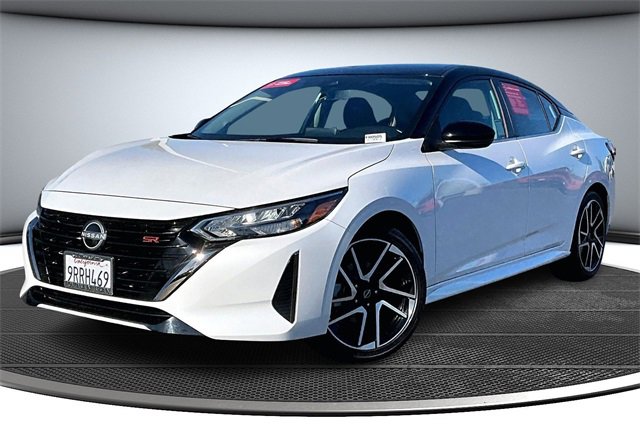 Certified 2025 Nissan Sentra SR image 3