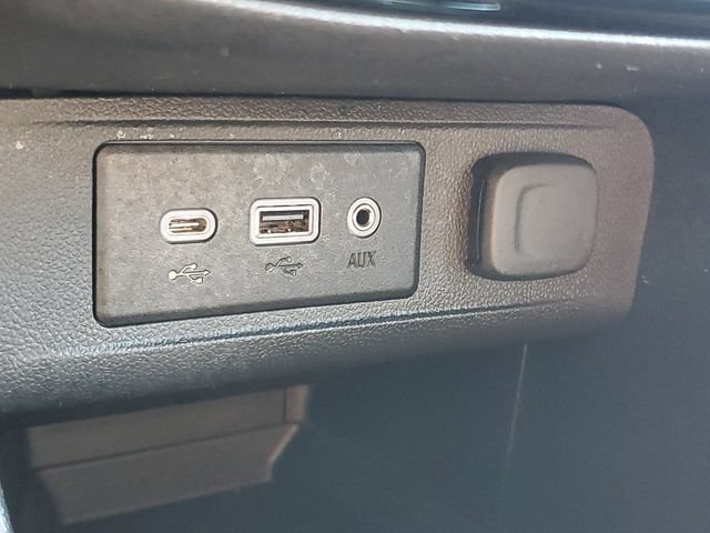 Certified 2023 Buick Encore GX Select FWD image 28