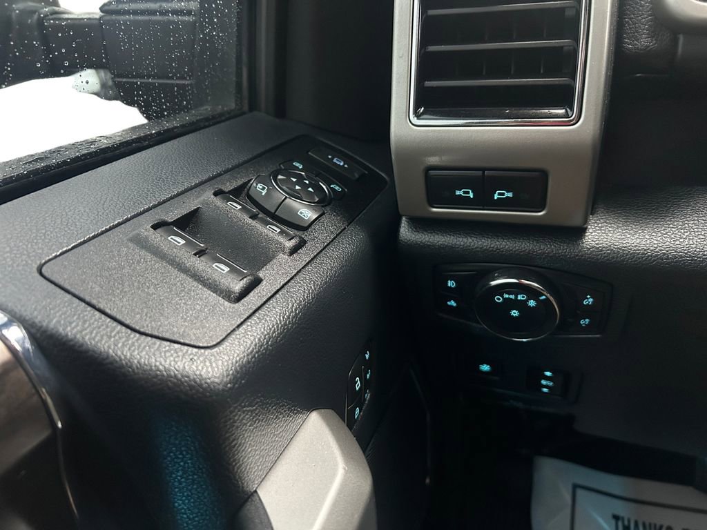 Used 2022 Ford F250 Lariat w/ Lariat Ultimate Package image 19