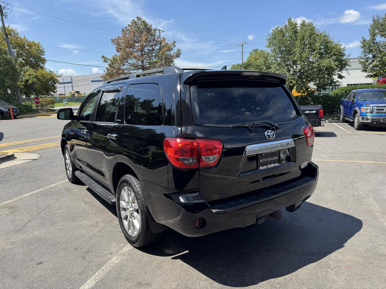 Used 2012 Toyota Sequoia Limited AWD/4WD image 7