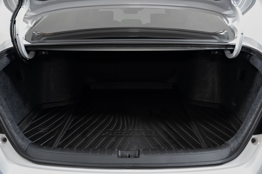 Used 2022 Honda Accord EX-L image 37