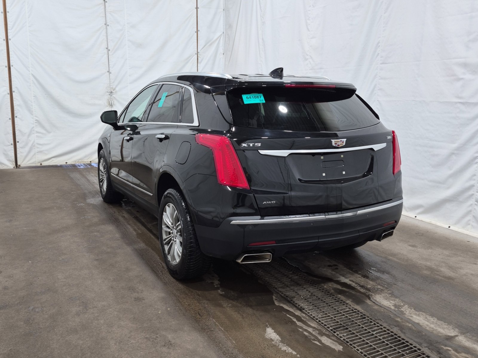 Used 2017 Cadillac XT5 Luxury image 7