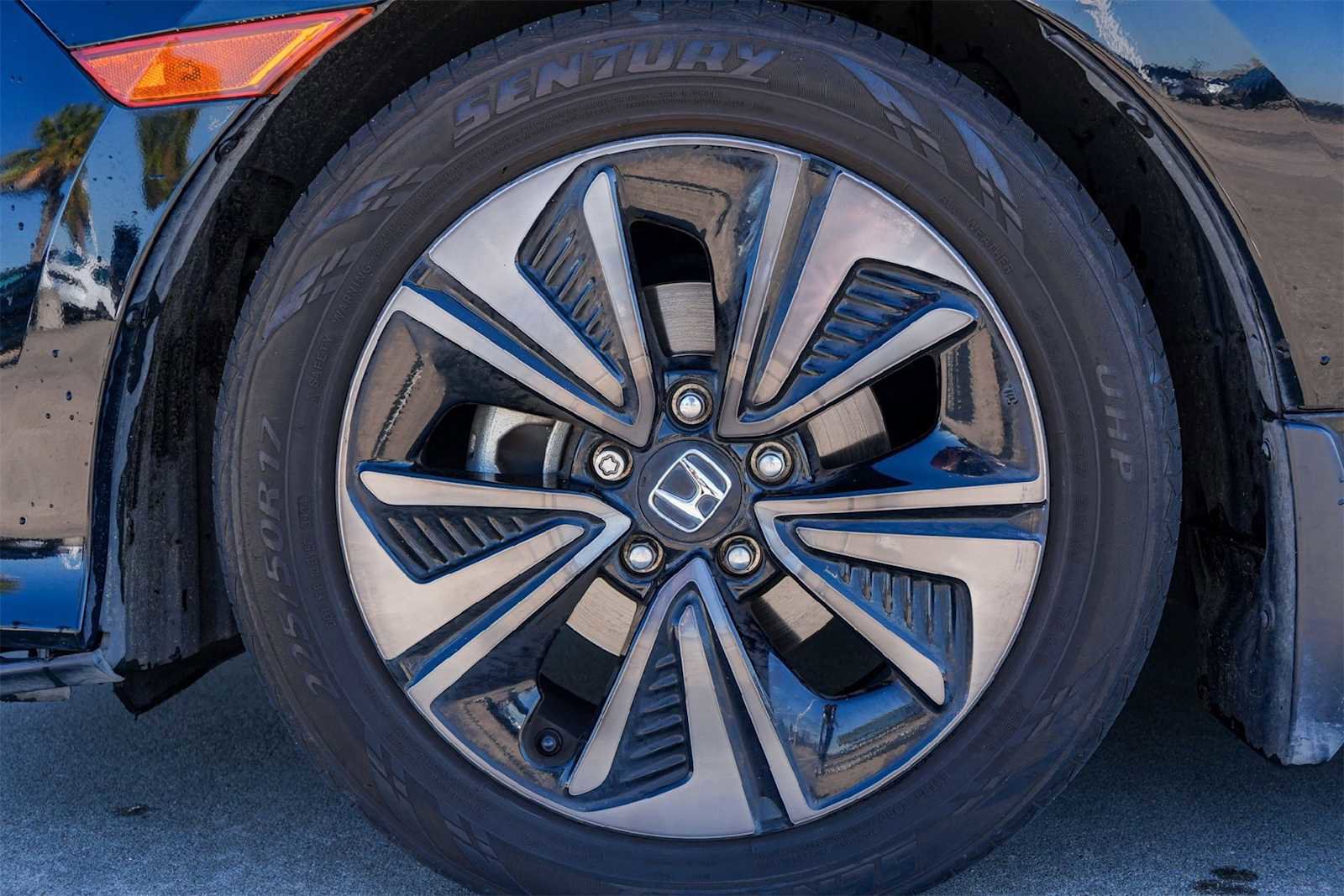 Used 2018 Honda Civic EX-L image 8