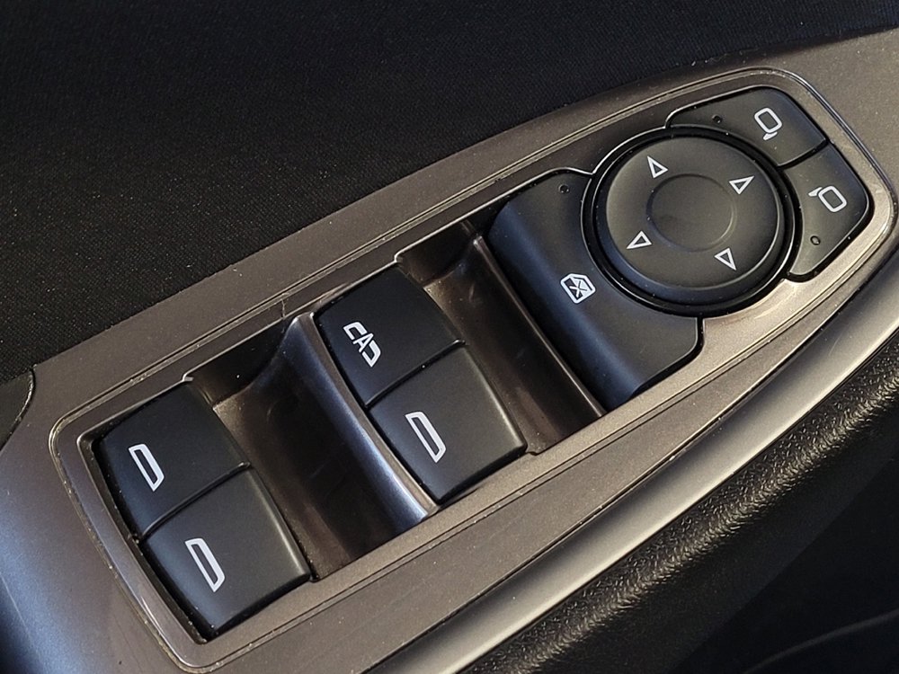 Used 2025 Chevrolet Malibu LT FWD image 27