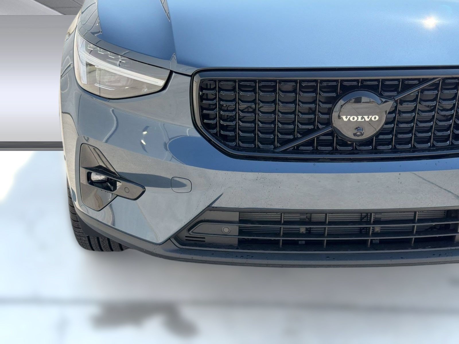 New 2026 Volvo XC40 B5 Ultra w/ Protection Package Premier AWD/4WD image 12