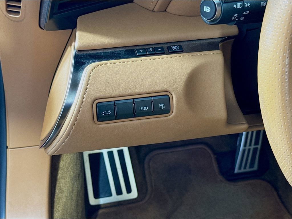 Used 2018 Lexus LC 500 Coupe image 10