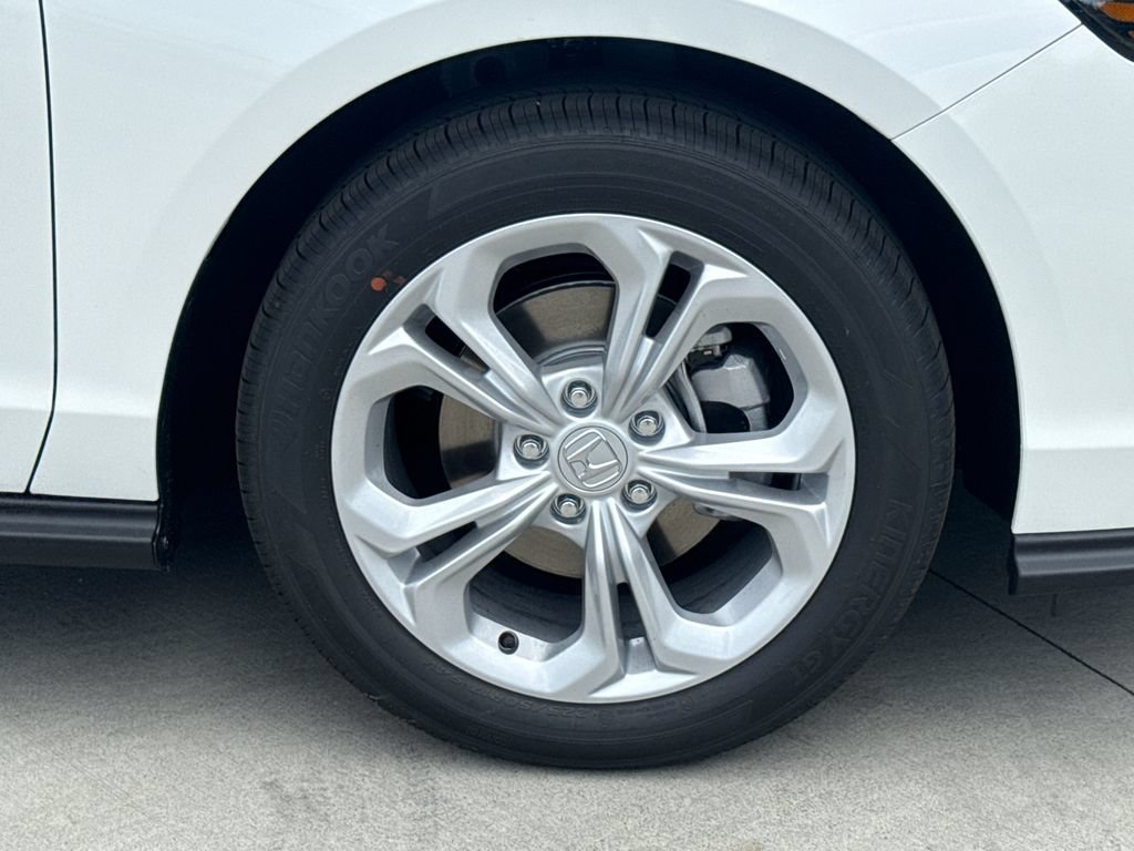 Certified 2026 Honda Accord LX image 11