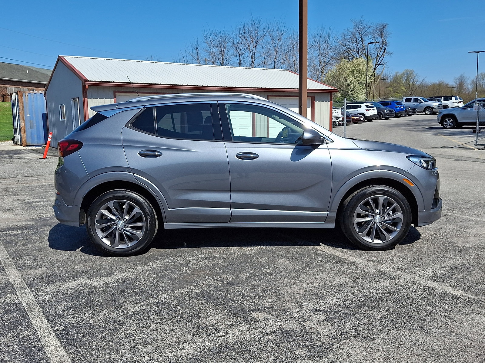 Used 2021 Buick Encore GX Essence w/ Sport Touring Package image 13