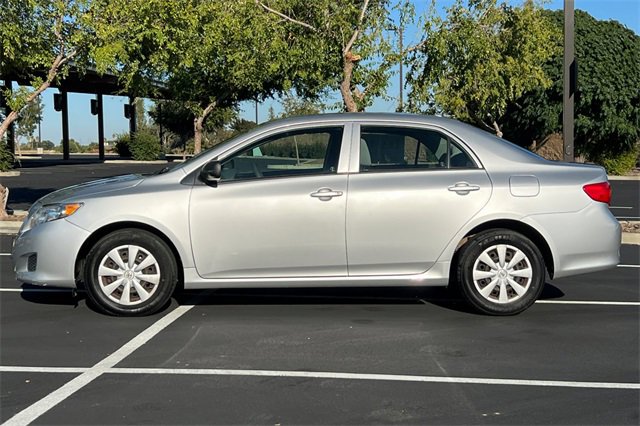 Used 2010 Toyota Corolla S image 9