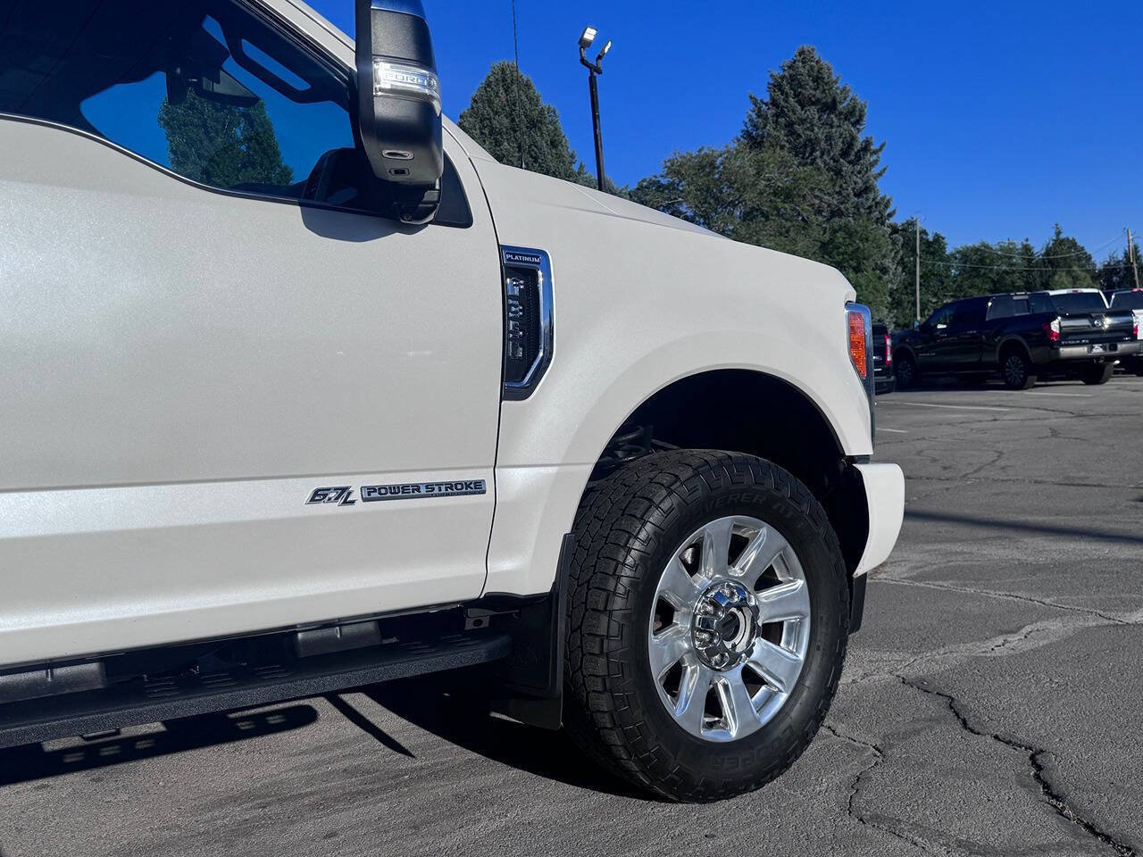 Used 2019 Ford F350 Platinum w/ Platinum Ultimate Package AWD/4WD image 7