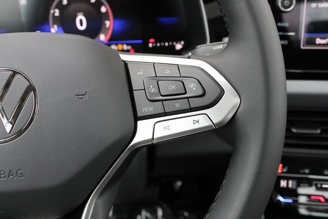 New 2026 Volkswagen Jetta SE FWD image 13