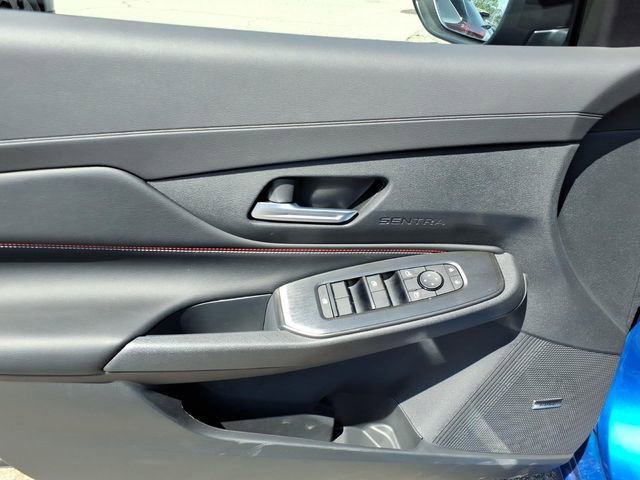 New 2026 Nissan Sentra SR w/ SR Premium Package FWD image 5