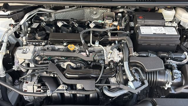 Used 2026 Toyota Corolla SE FWD image 29