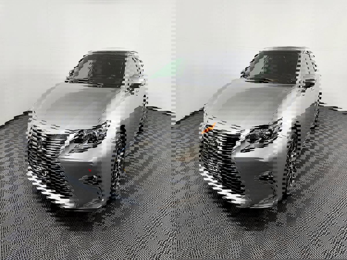 Used 2016 Lexus ES 350 w/ Navigation System Package image 3