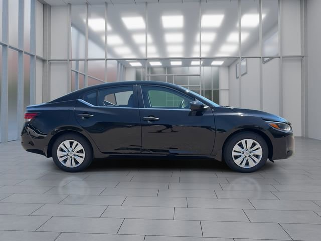Certified 2025 Nissan Sentra S FWD image 9