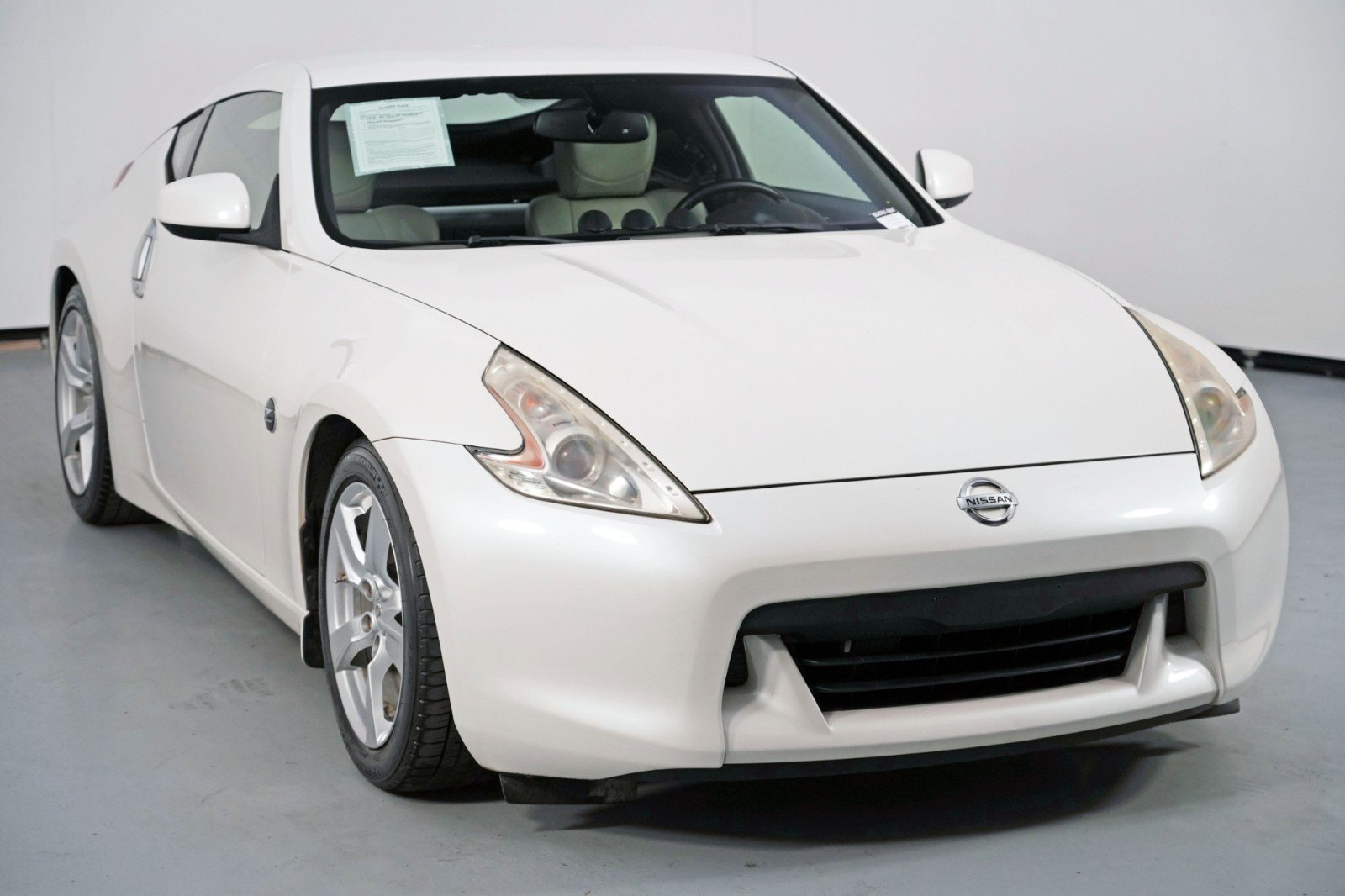 Used 2011 Nissan 370Z Touring image 43
