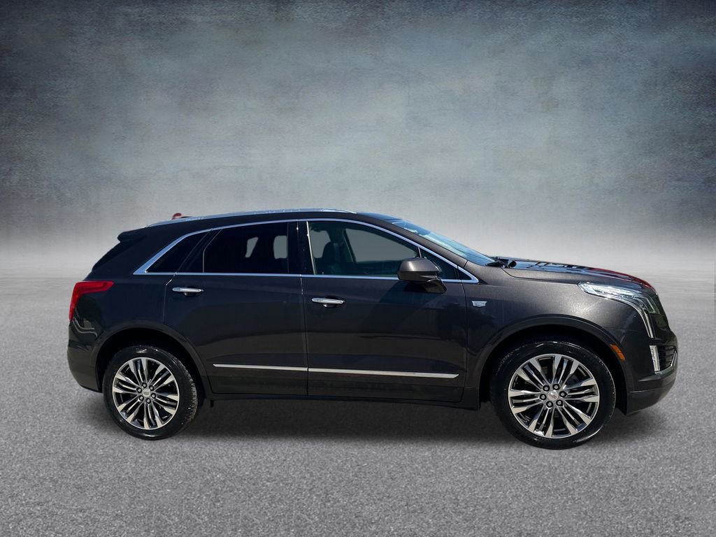 Used 2017 Cadillac XT5 Premium Luxury FWD image 7