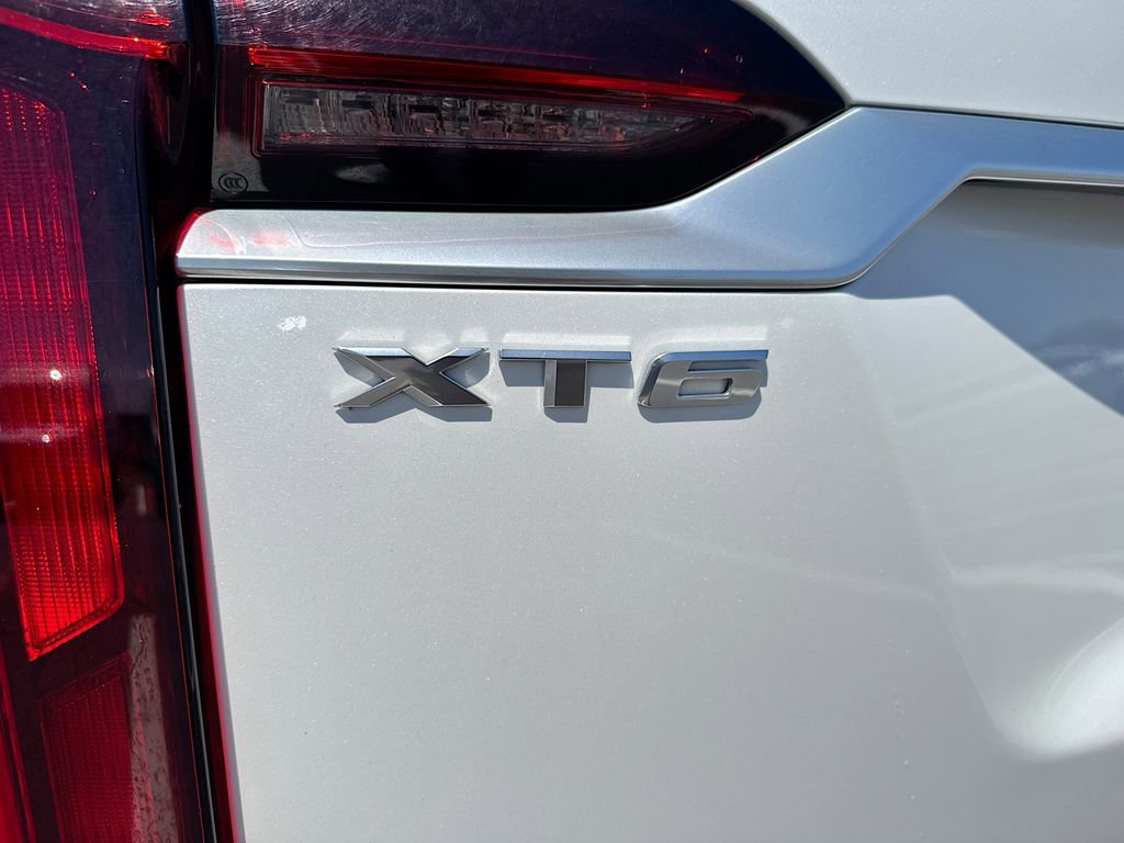 Used 2020 Cadillac XT6 Premium Luxury FWD image 5