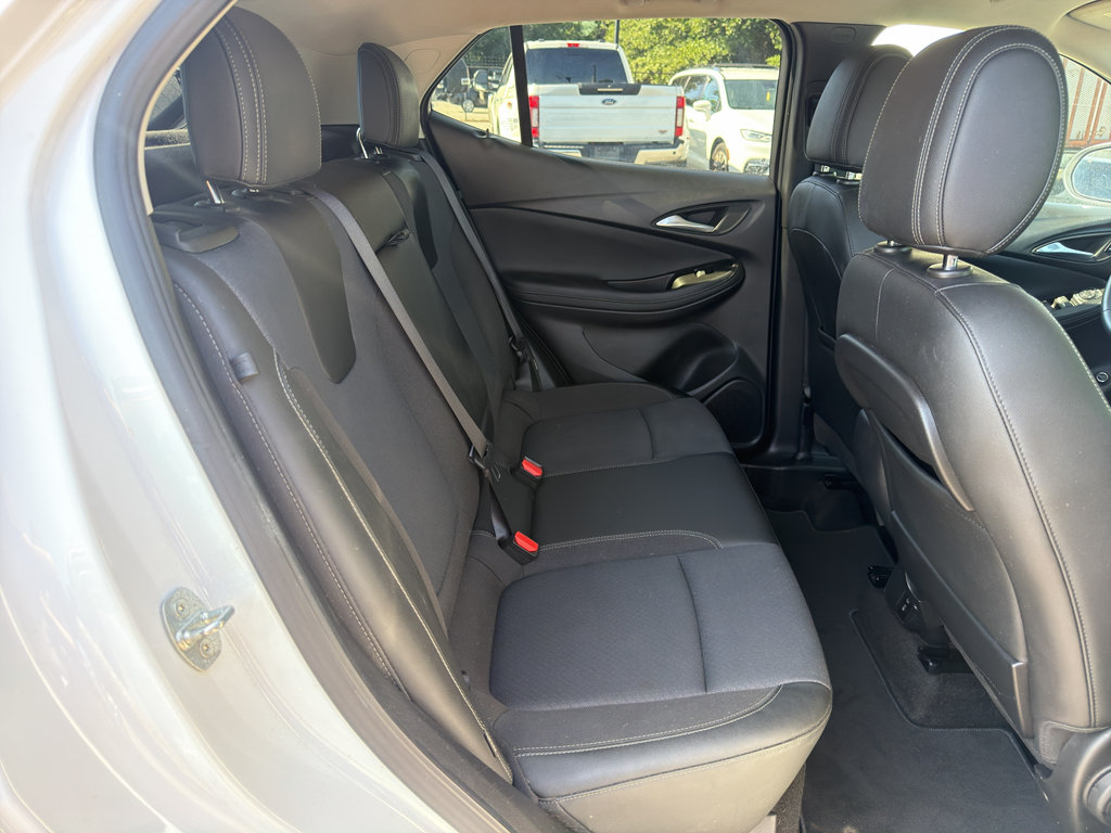 Used 2022 Buick Encore GX Select FWD image 26