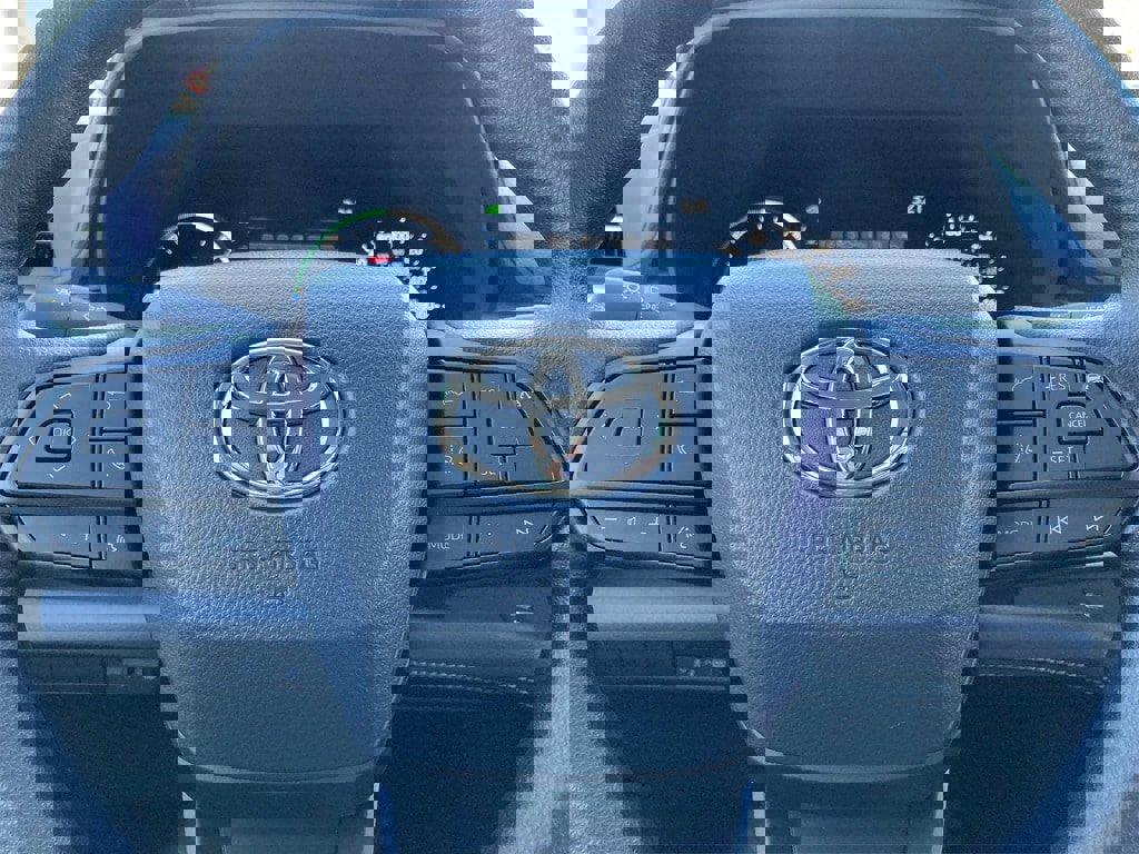 New 2026 Toyota Sienna LE image 10