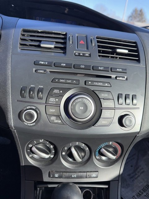 Used 2013 MAZDA MAZDA3 i SV w/ Convenience Pkg image 15