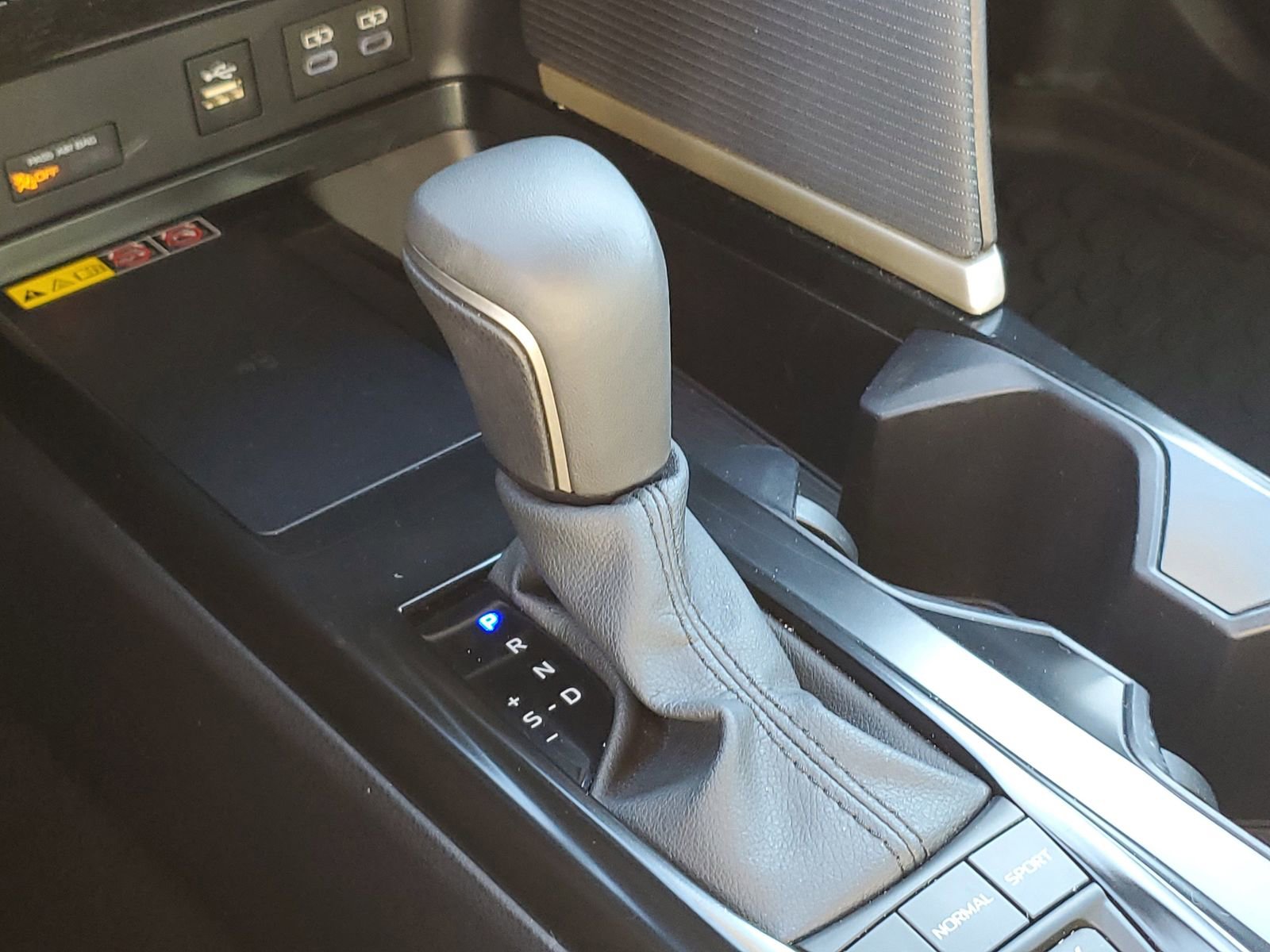 Certified 2025 Toyota Camry SE image 32