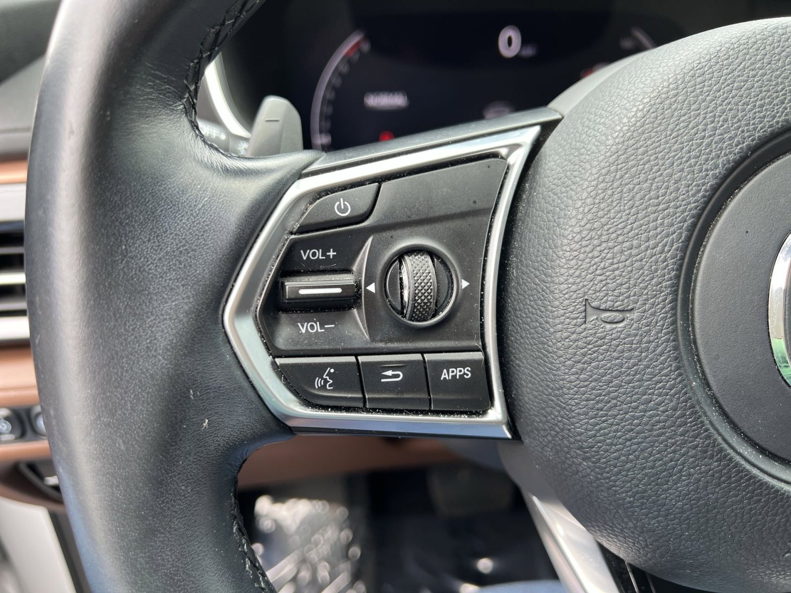 Certified 2022 Acura MDX SH-AWD w/ Technology Package image 34
