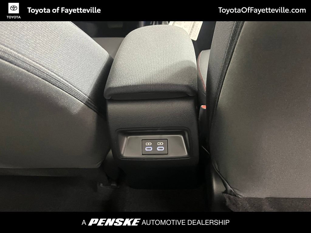 Used 2026 Toyota Corolla SE FWD image 9