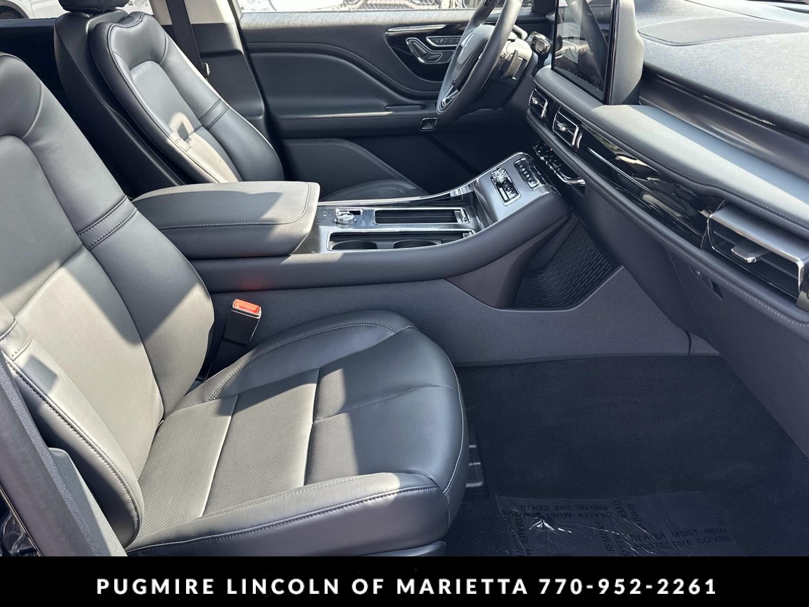 New 2026 Lincoln Aviator 2WD image 13
