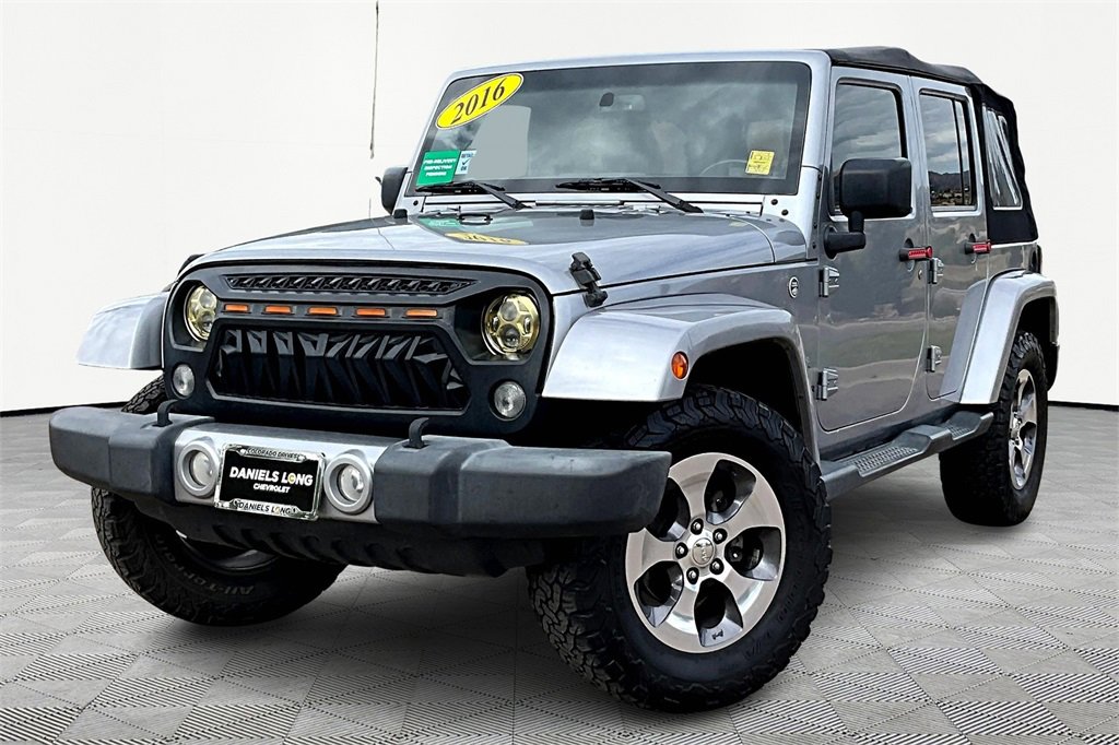 Used 2016 Jeep Wrangler Unlimited Sahara w/ Connectivity Group