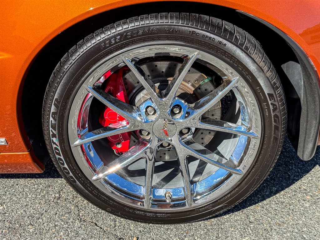 Used 2009 Chevrolet Corvette Z06 w/ Preferred Equipment Group RWD image 15