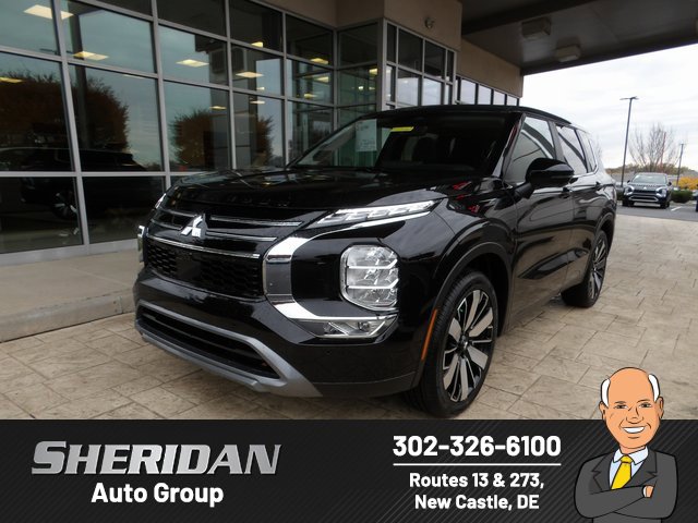 New 2025 Mitsubishi Outlander SE