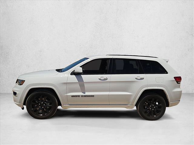 Used 2021 Jeep Grand Cherokee Laredo X AWD/4WD image 9