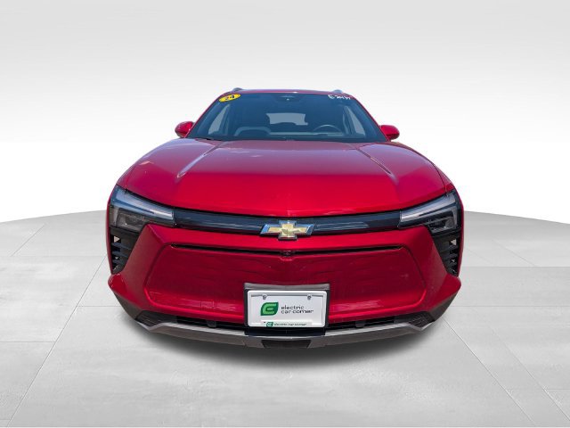 Used 2024 Chevrolet Blazer EV LT AWD/4WD image 2