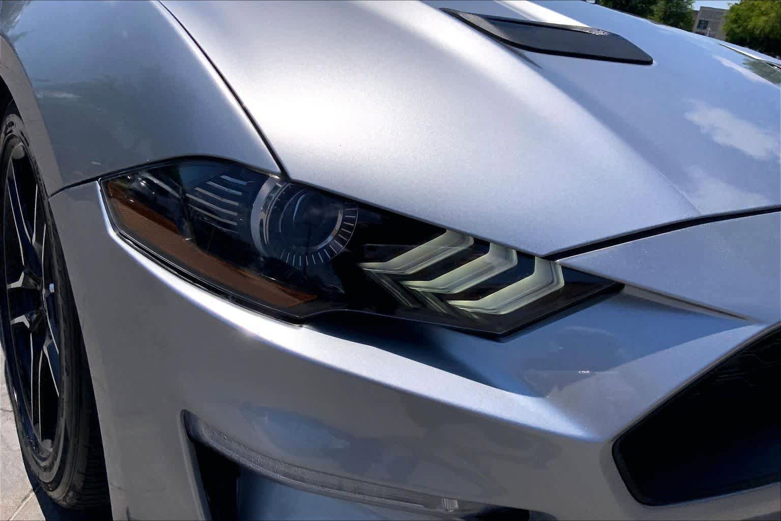 Used 2021 Ford Mustang Premium RWD image 23