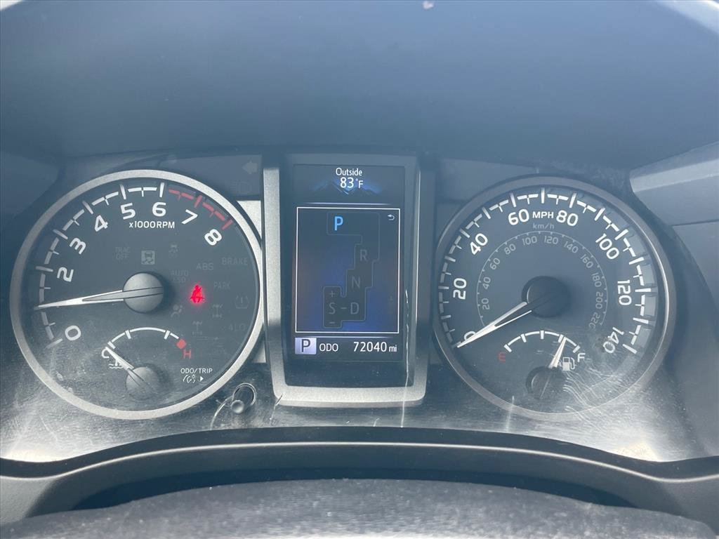 Used 2021 Toyota Tacoma TRD Off-Road w/ TRD Premium Off Road Package AWD/4WD image 11