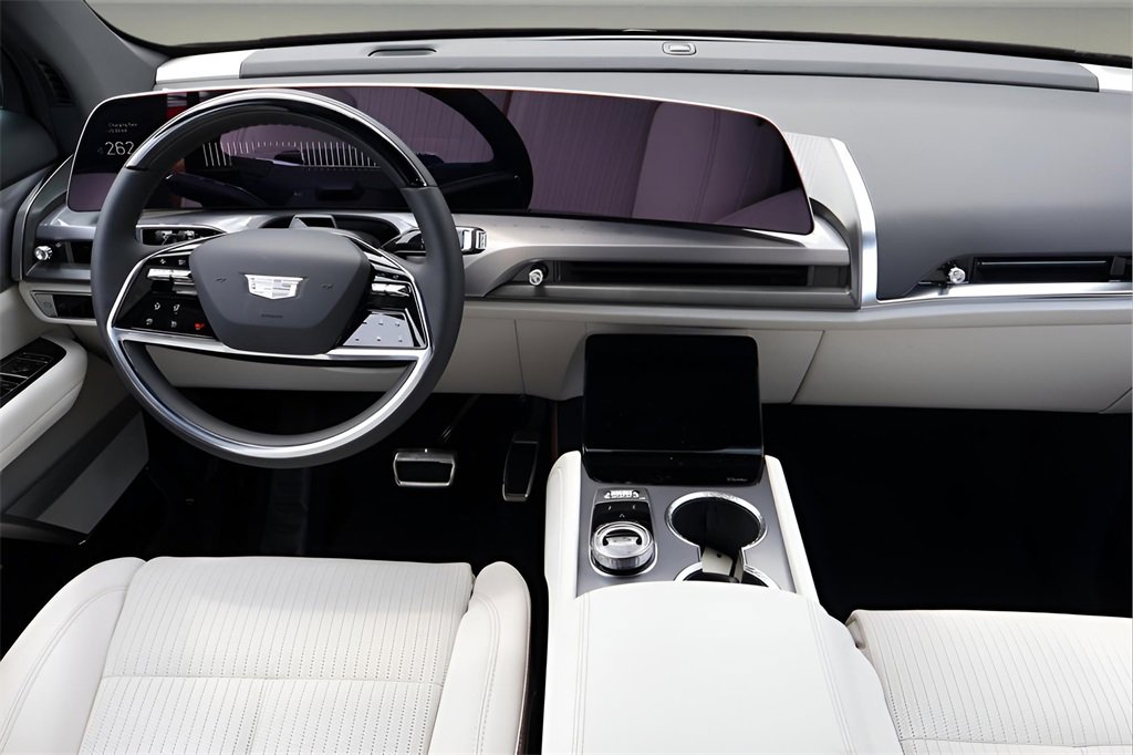 New 2026 Cadillac Vistiq Luxury image 17