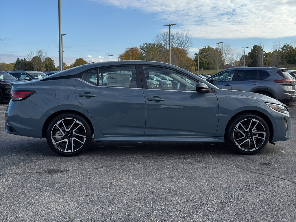 New 2025 Nissan Sentra SR image 4