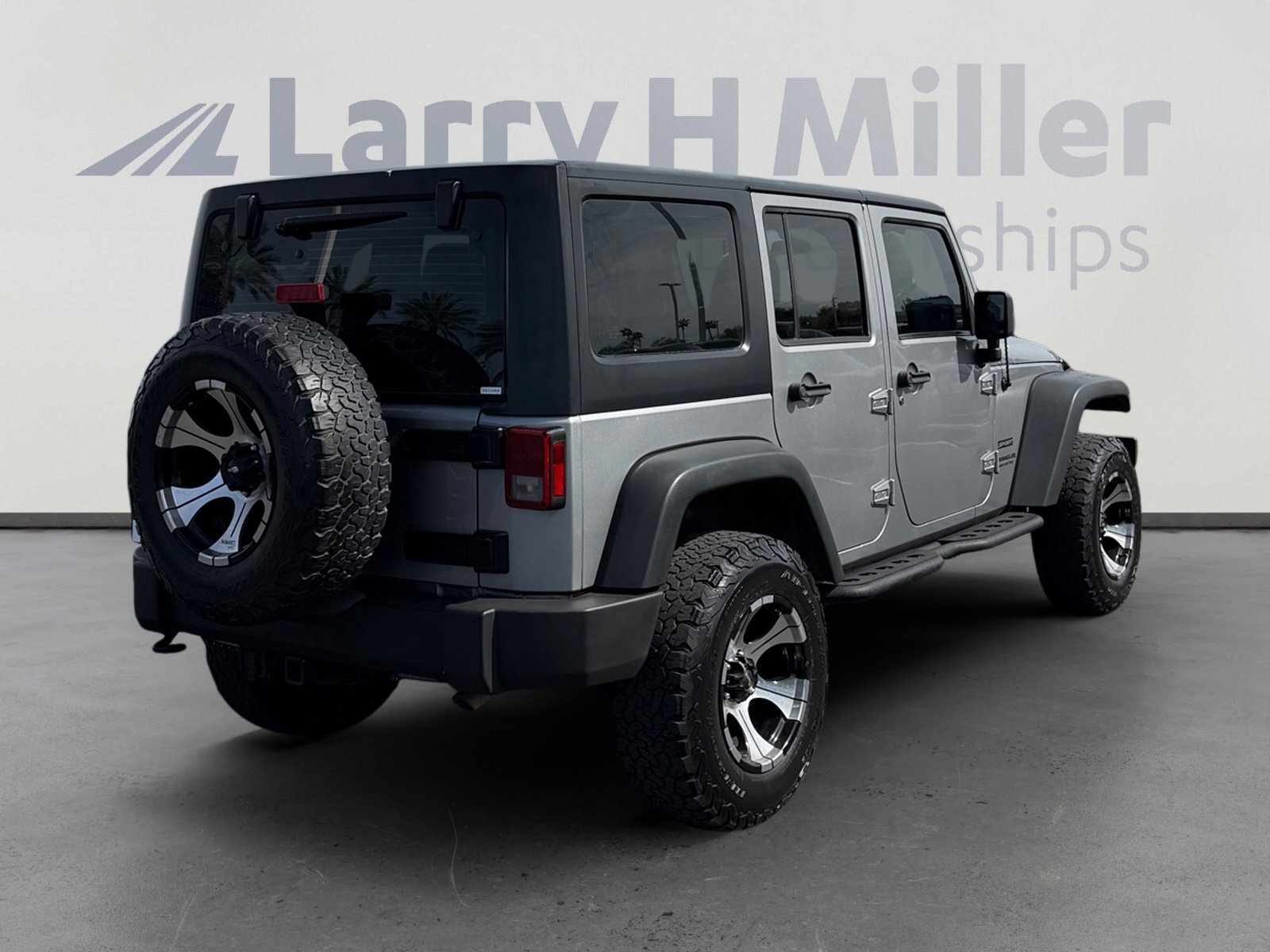 Used 2017 Jeep Wrangler Unlimited Sport w/ Connectivity Group image 5