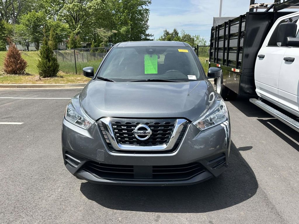 Used 2020 Nissan Kicks S video 2