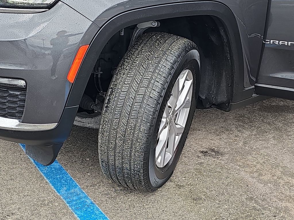 Used 2022 Jeep Grand Cherokee L Limited image 37