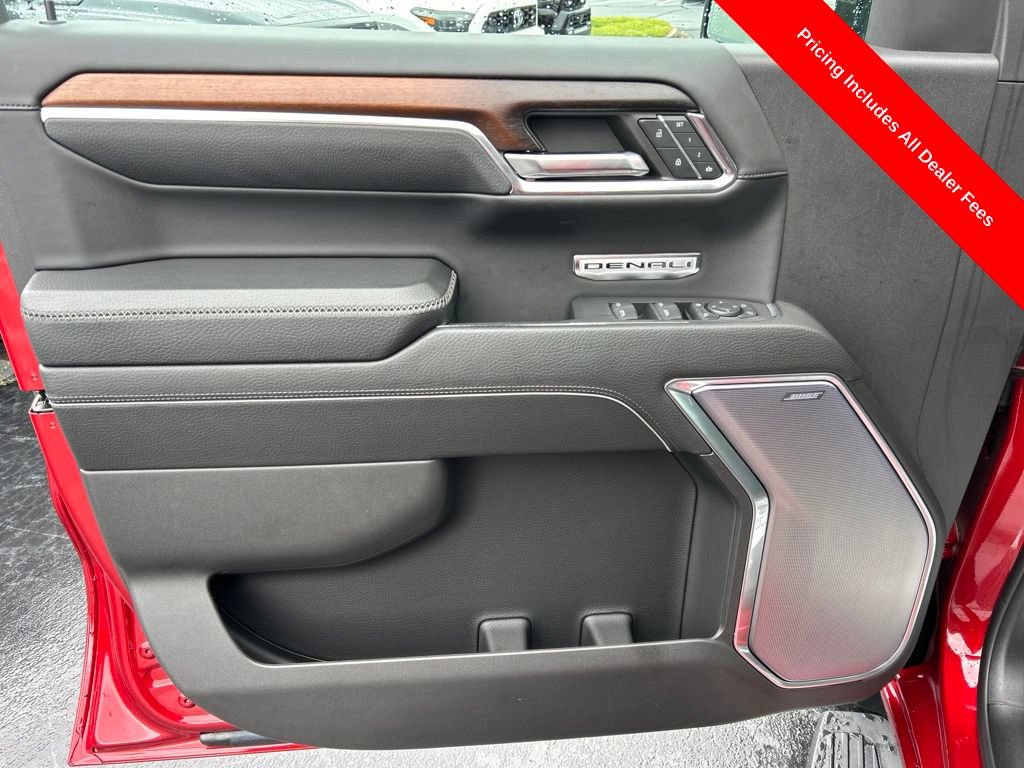 Used 2024 GMC Sierra 1500 Denali w/ Technology Package AWD/4WD image 5