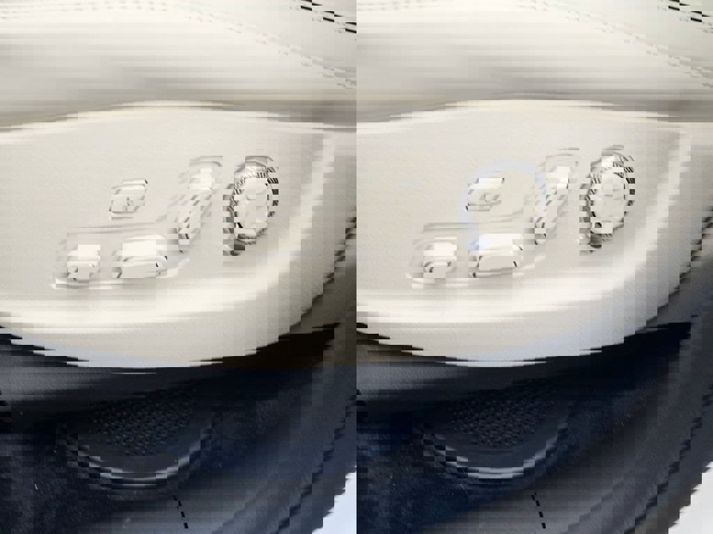 New 2026 Genesis GV80 3.5T Prestige image 36