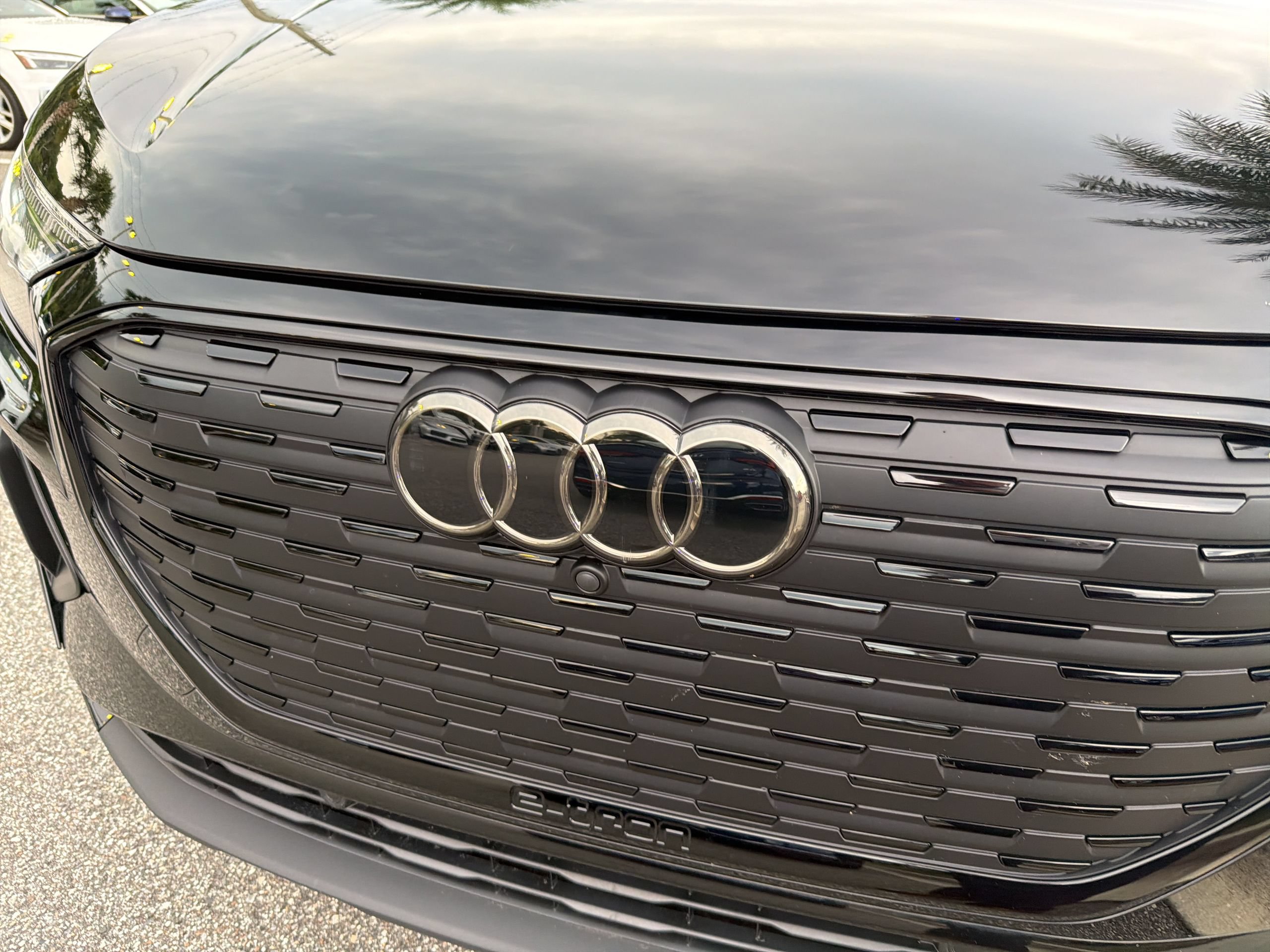 Certified 2023 Audi Q4 e-tron Prestige w/ Black Optic Package AWD/4WD image 11