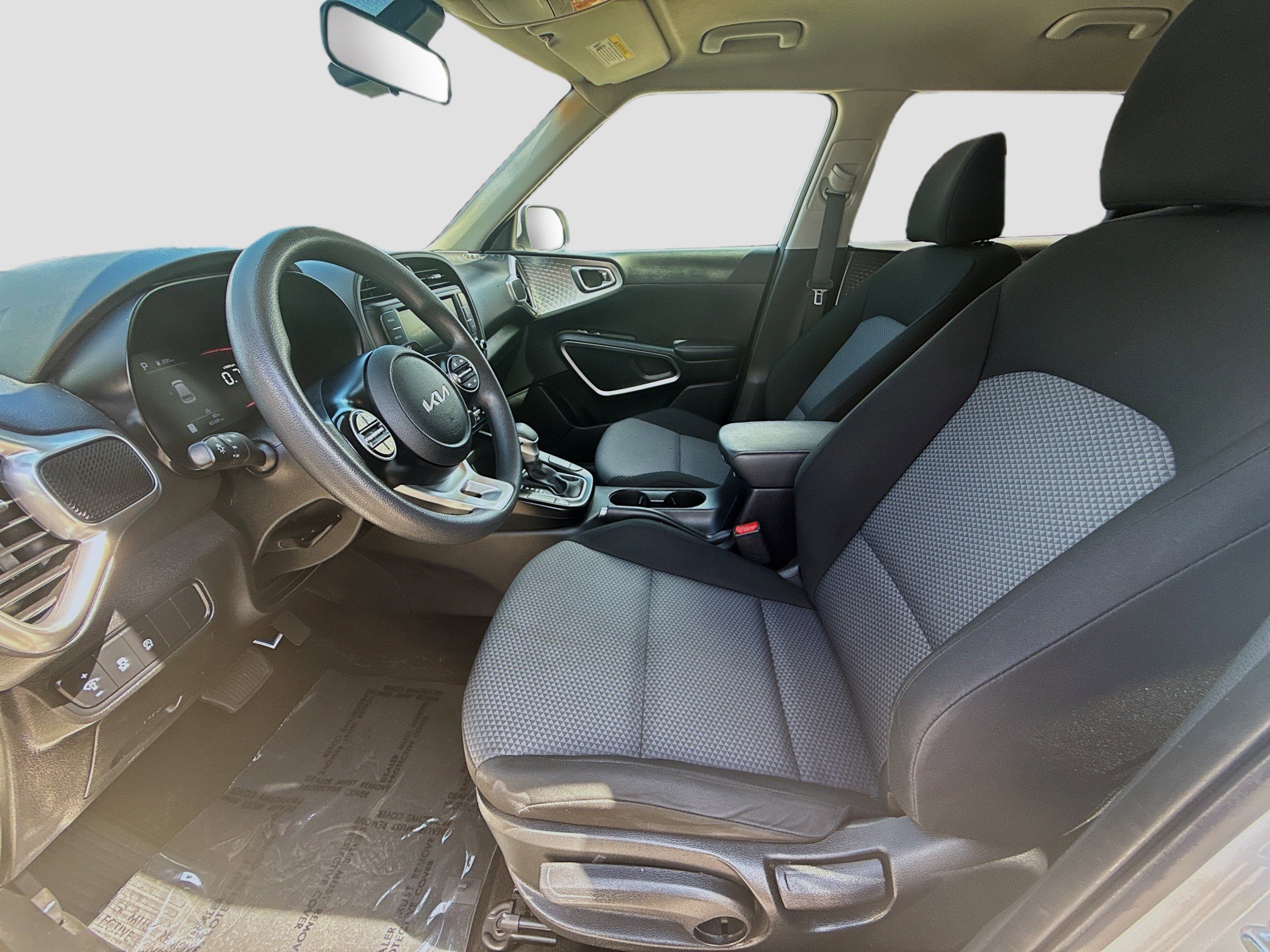 Used 2023 Kia Soul LX w/ Option Group 015 image 18