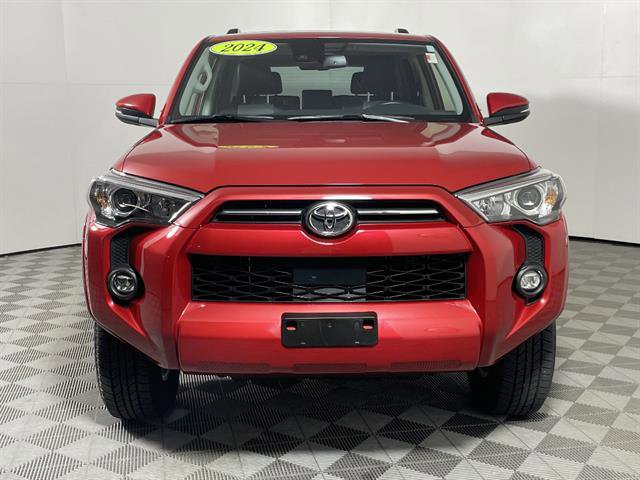 Certified 2024 Toyota 4Runner SR5 Premium w/ Moonroof Package AWD/4WD image 2