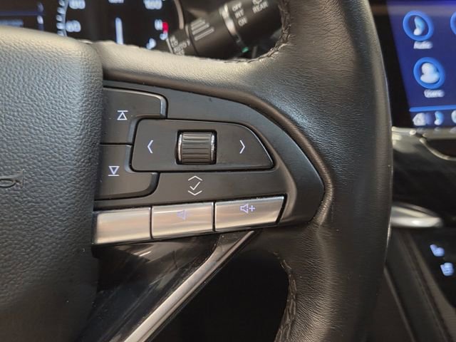 Used 2023 Cadillac XT6 Premium Luxury image 22