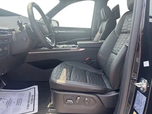 New 2026 Cadillac Escalade V AWD/4WD image 9