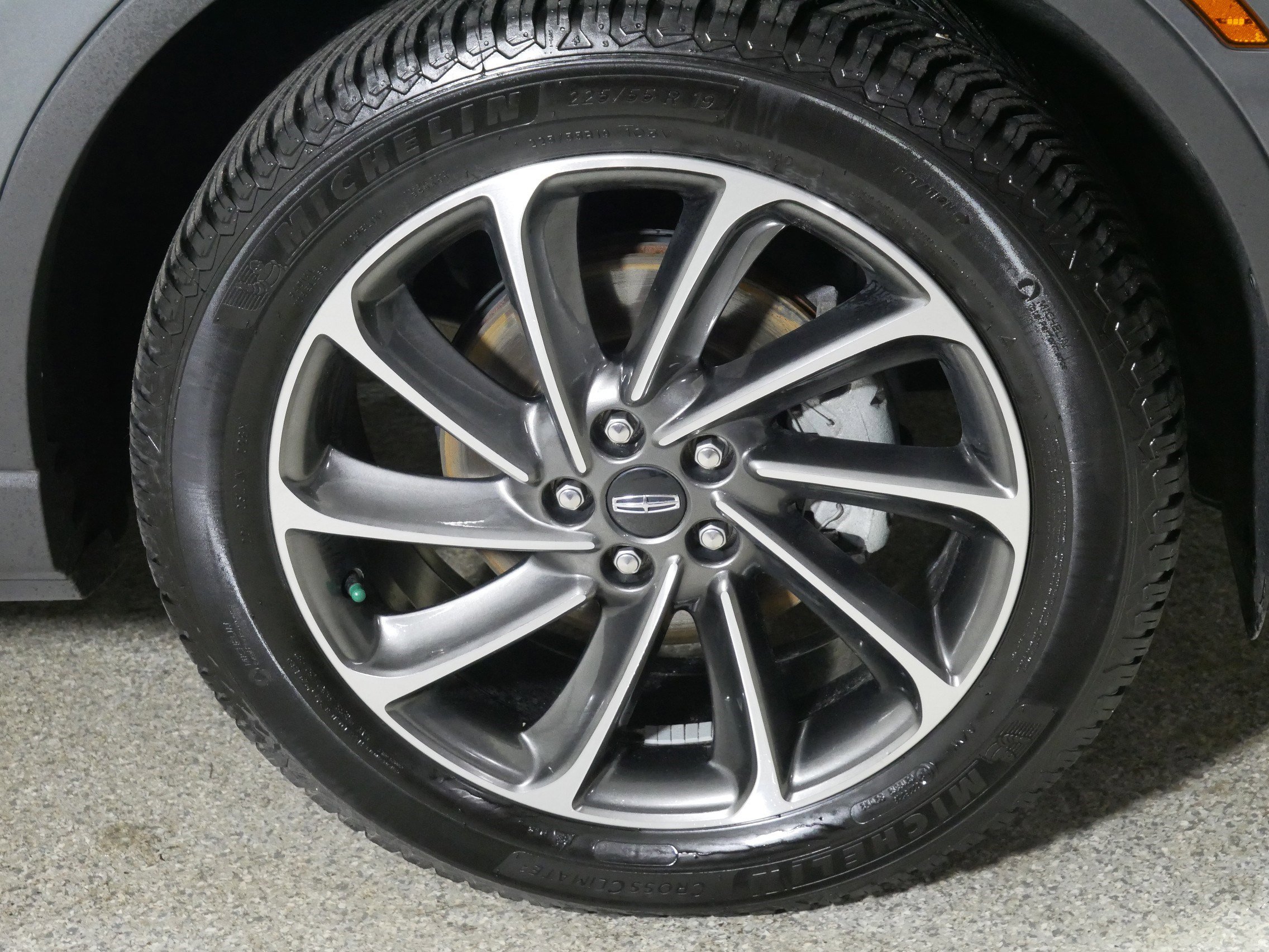 Used 2024 Lincoln Corsair Premiere w/ Equipment Group 101A image 15