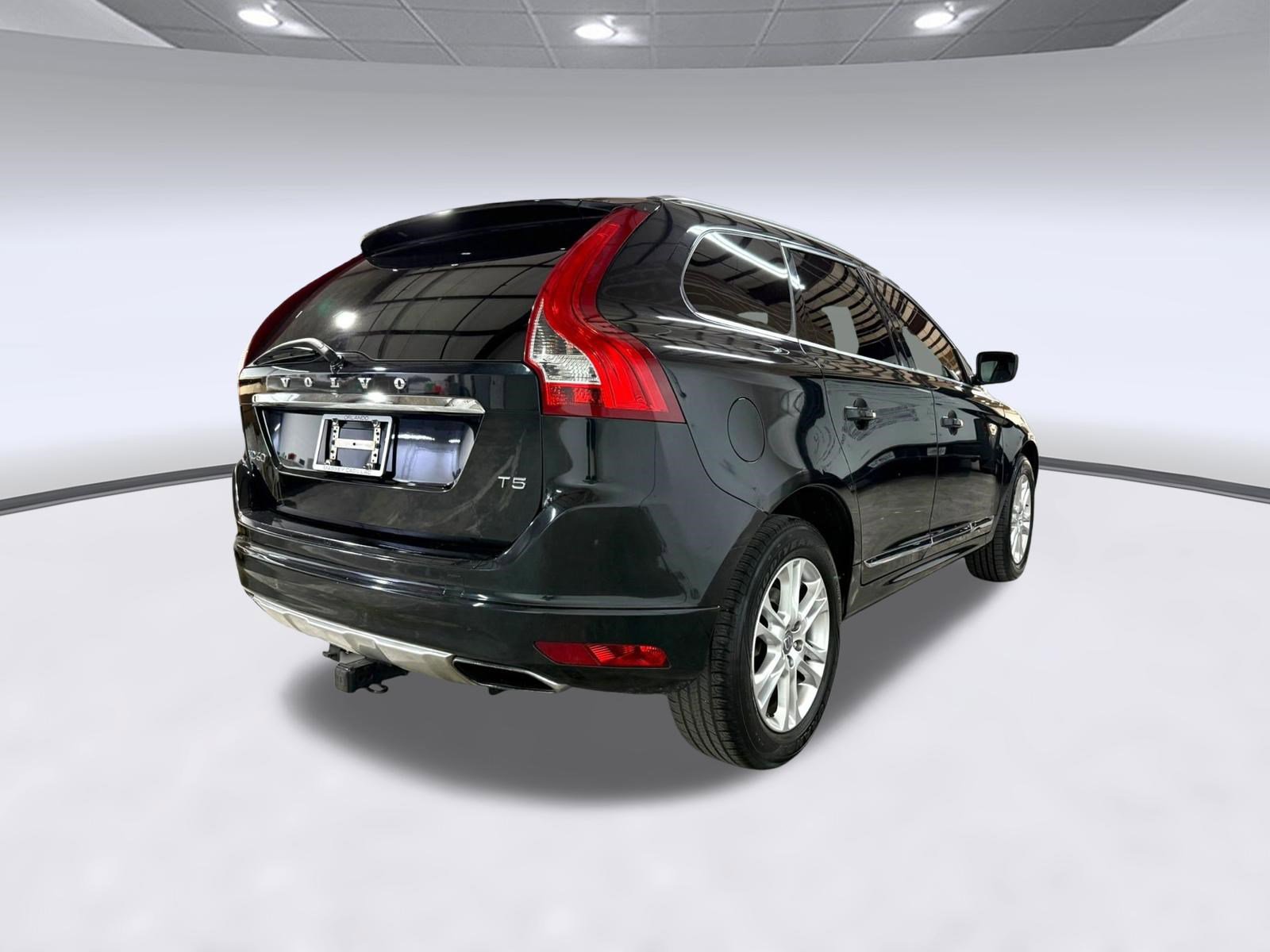 Used 2015 Volvo XC60 T5 Premier image 9